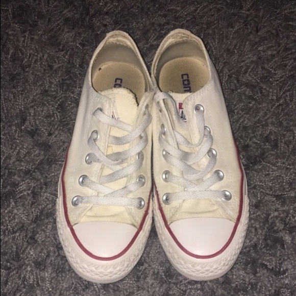Converse - Picture 2 of 4